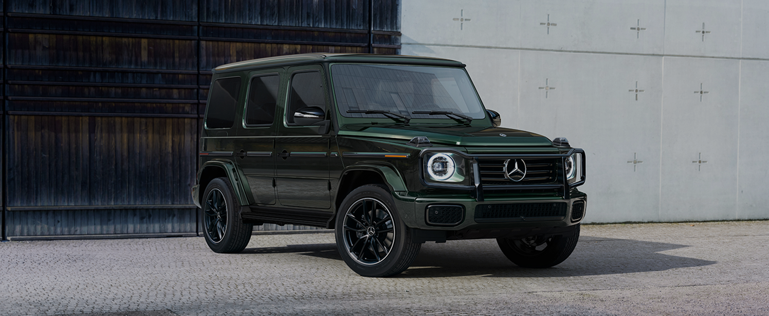 Mercedes-Benz G 550 exterior
