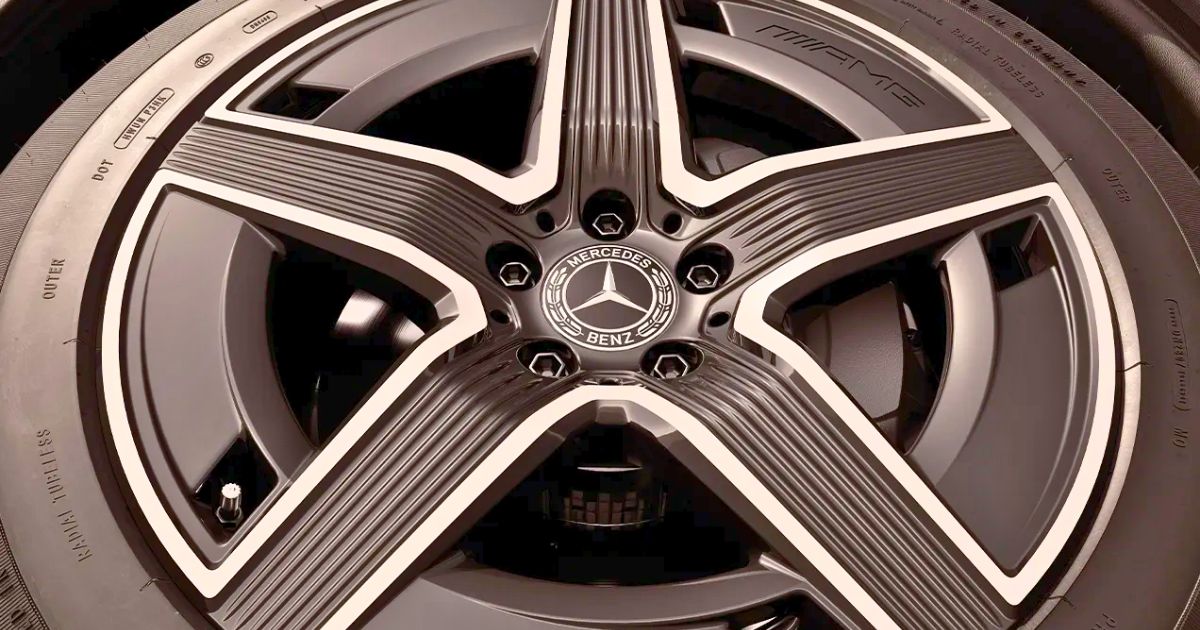 The used Mercedes-Benz GLC comes with 19-inch wheels at no extra charge.