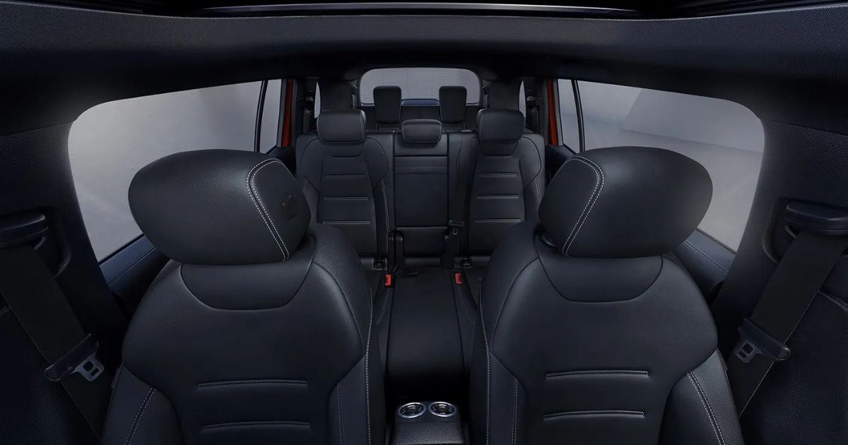 The 2026 GLB 250 has flexible seating options and a third row for up to 7 people.