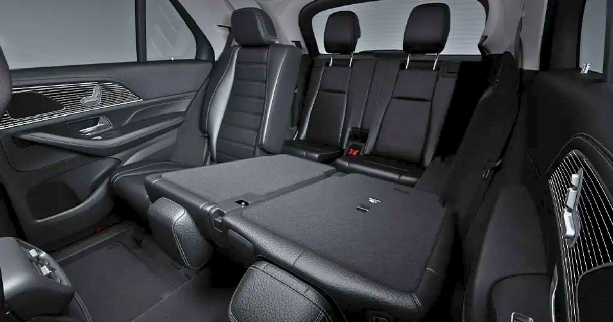 The 2026 Mercedes-Benz GLE has a 40/20/40 split-folding 2nd row to seat up to 7 passengers