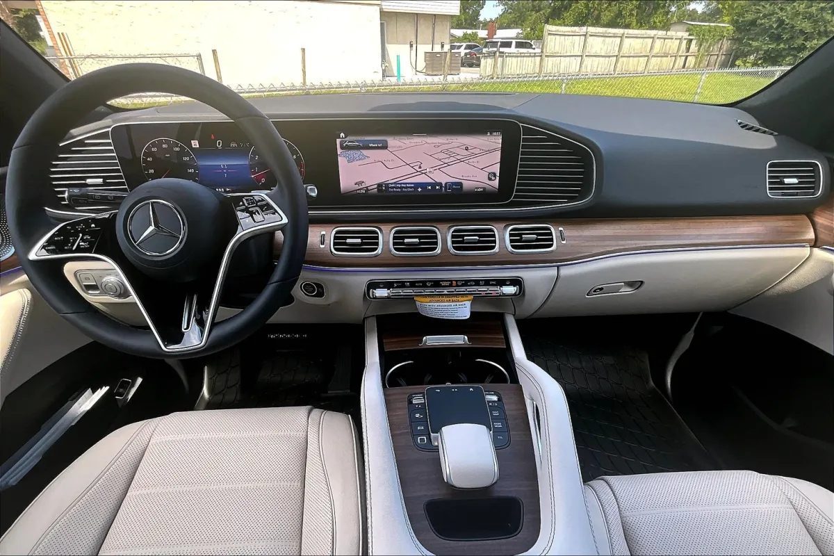 GLE 350 at Mercedes-Benz of Fort Walton Beach, Florida — photo 4