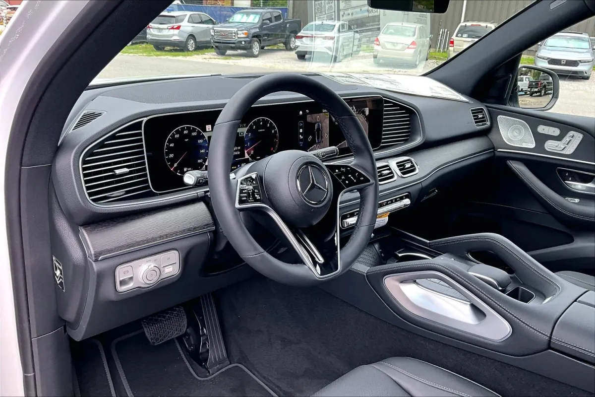 GLE 450 at Mercedes-Benz of Fort Walton Beach, Florida — photo 5
